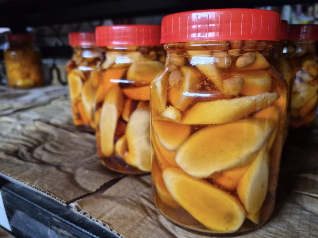 醃過的薑酸甜脆爽，帶一點辛辣，不需烹調就能直接上桌。